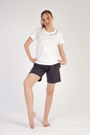 Woman Three Yarn Whity Short Set