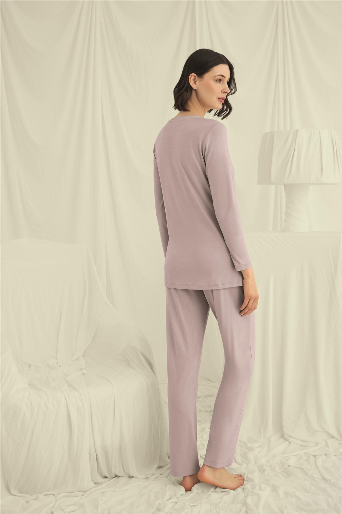 Uzun Kollu Boydan Düğmeli V Yaka Pijama Takımı
