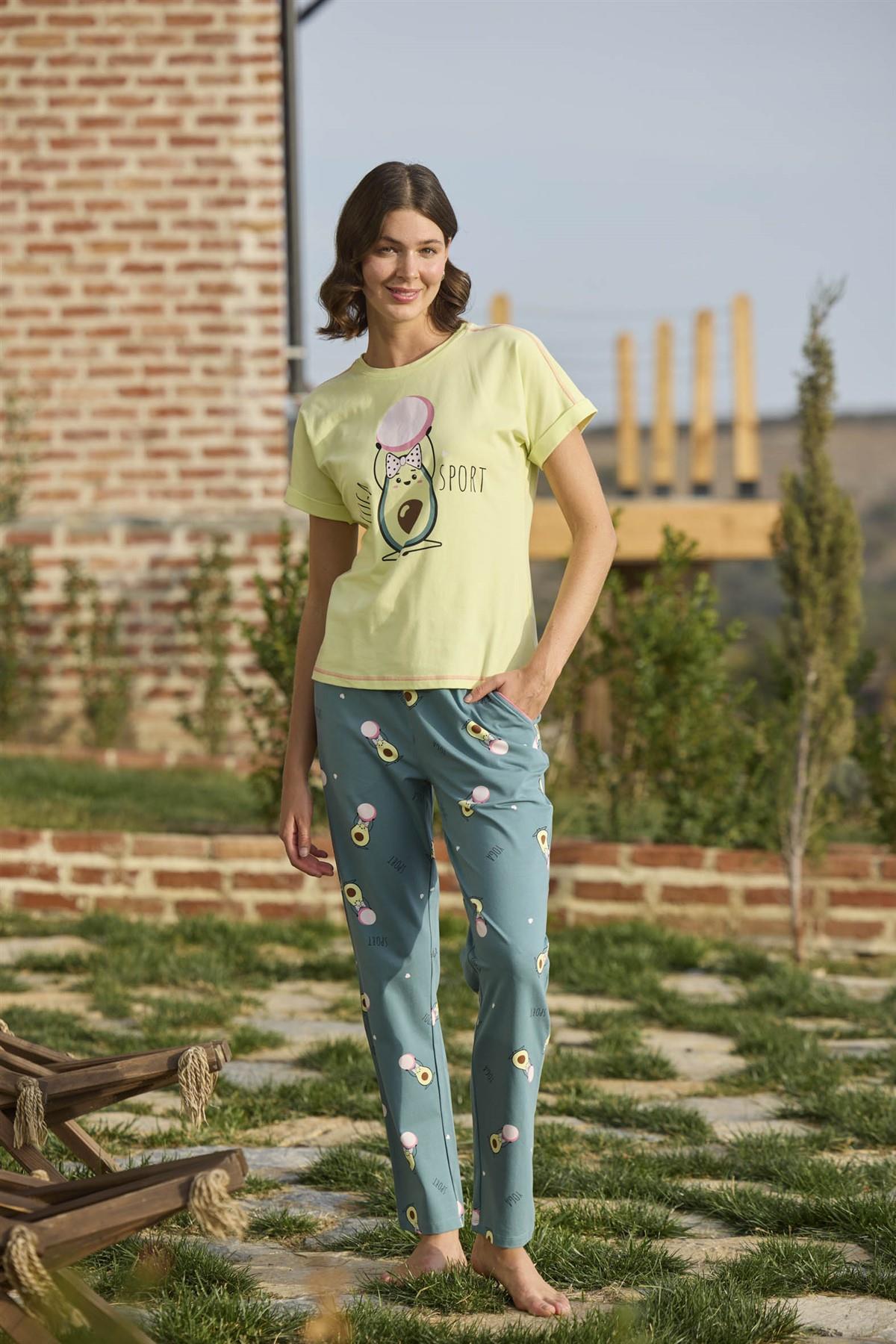Desenli ve Baskılı "Yoga Sport" Pijama Takımı SARI S