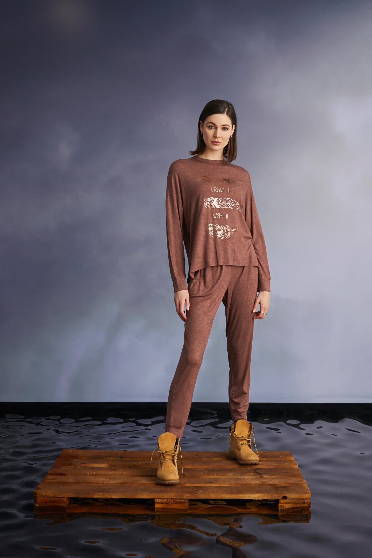 Çiçek Baskılı "Dream It Wish It!" Pijama Takımı TARÇIN L