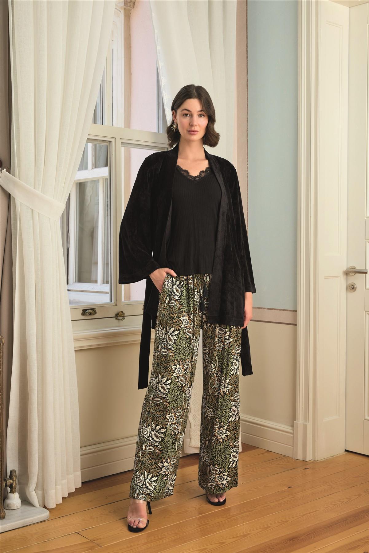 Çiçek Yaprak ve Etnik Desenli Dantelli 3'lü Pijama Takımı