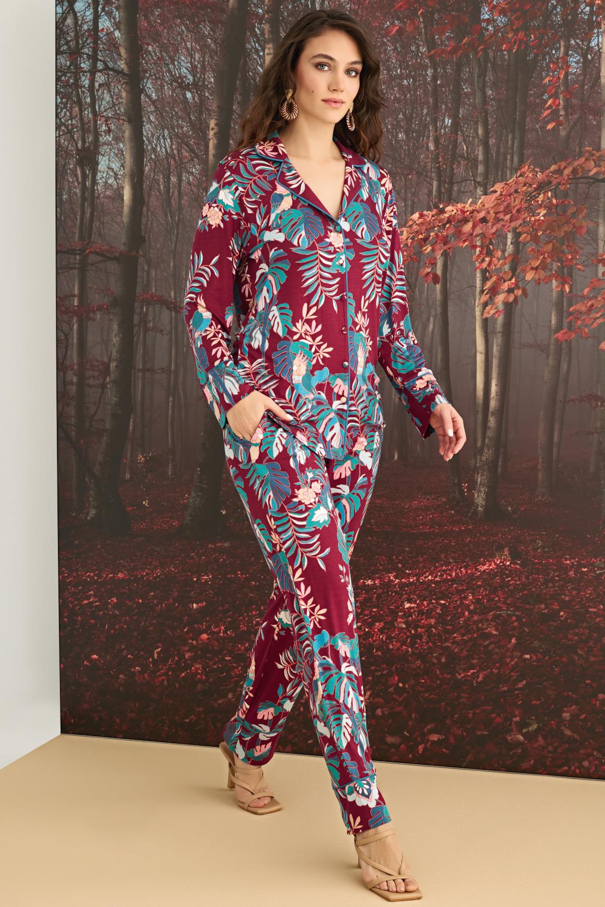 Çiçek ve Yaprak Desenli Önü Düğmeli Pijama Takımı BORDO L