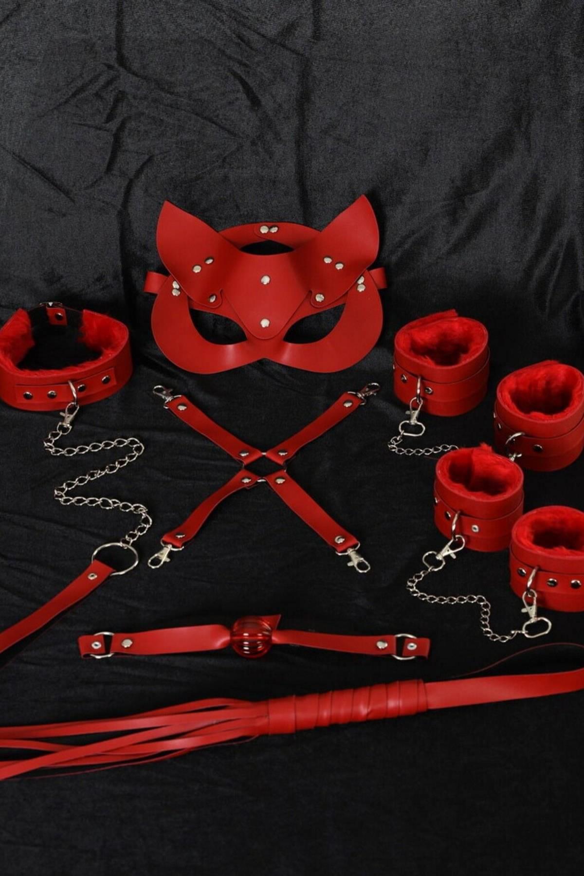 Aria's Closet Kırmızı İçi Tüylü Maske,Kol,Bacak,Ağız Topu,Kırbaç,Tasma Harness Set Kırmızı Standart