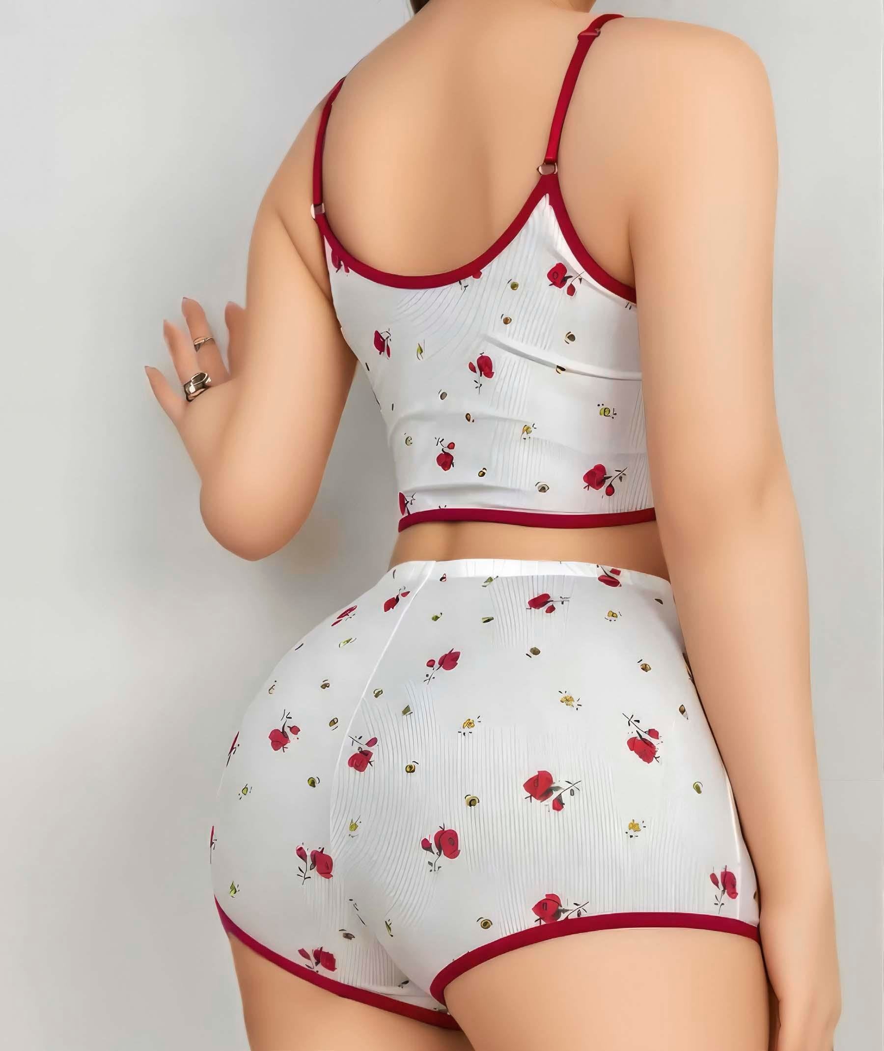 Aria's Closet Pamuklu Beyaz Üstüne Kırmızı Gül Desen Fitilli Askılı Şortlu Pijama Takımı