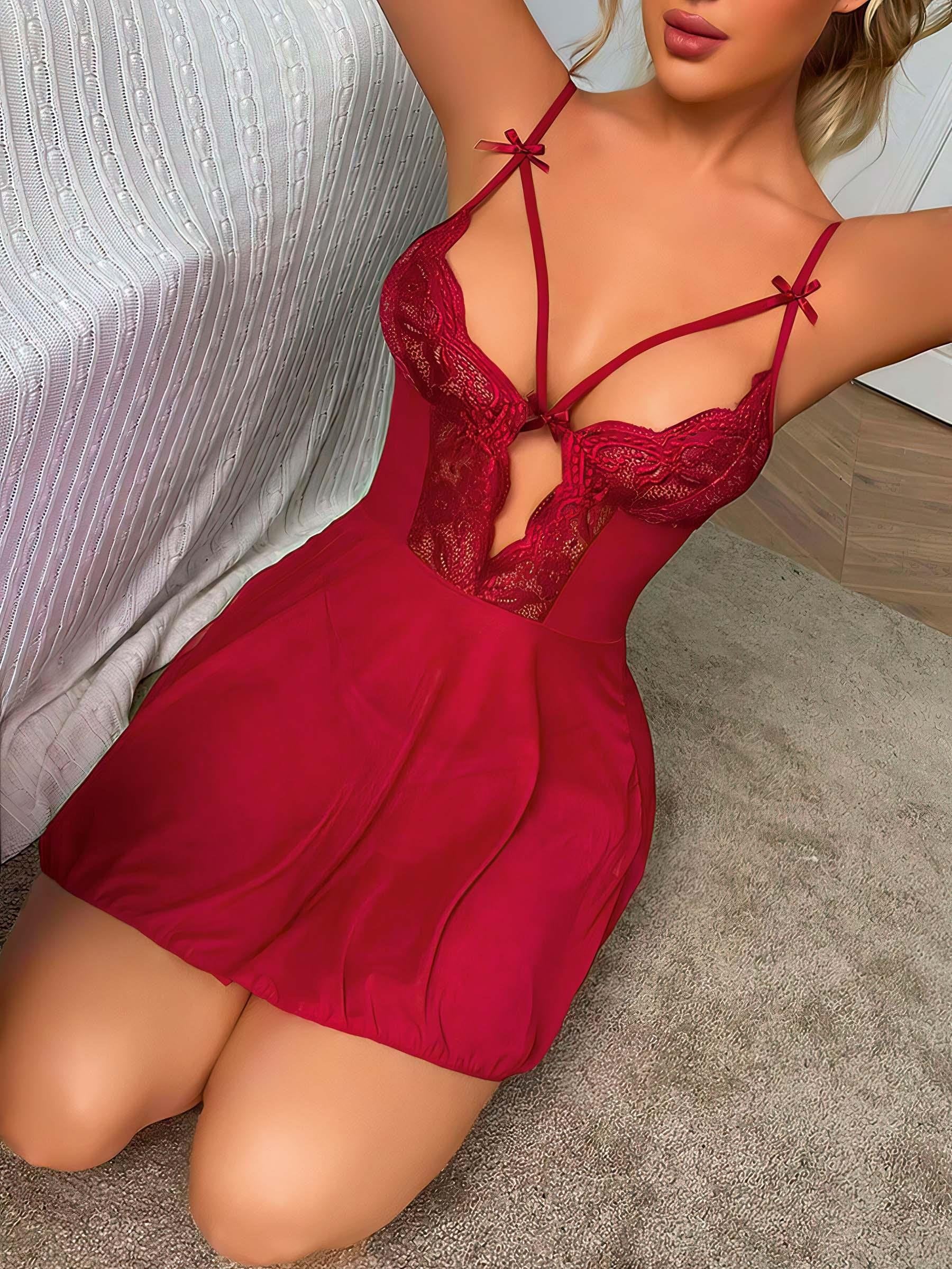Aria's Closet Bordo Dantel İşlemeli Göğüs İp Detaylı Fantezi Tül Gecelik Takımı