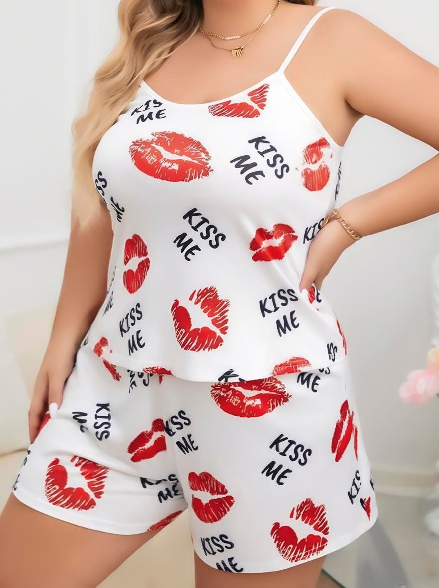 Aria's Closet Büyük Beden Kiss Me Öpücük Desen Pamuklu Şortlu Pijama Takımı