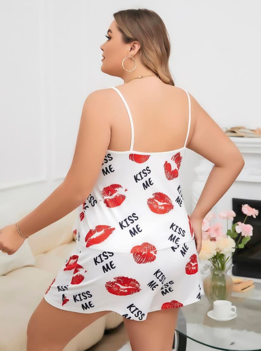 Aria's Closet Büyük Beden Kiss Me Öpücük Desen Pamuklu Şortlu Pijama Takımı