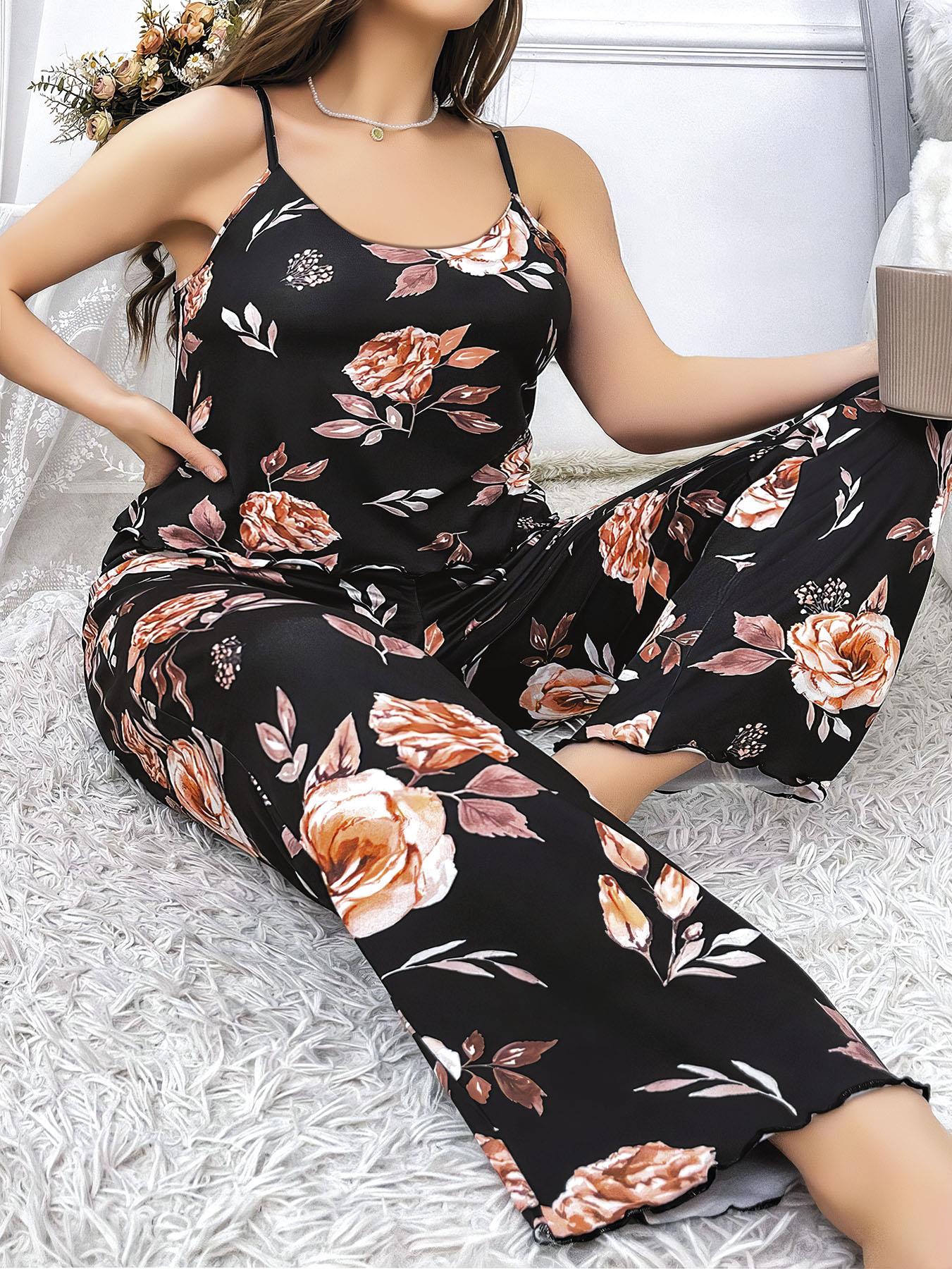 Aria's Closet Büyük Beden Siyah Üstüne Çiçek Desenli İnce Askılı 2'li Pijama Takımı Siyah 2XL