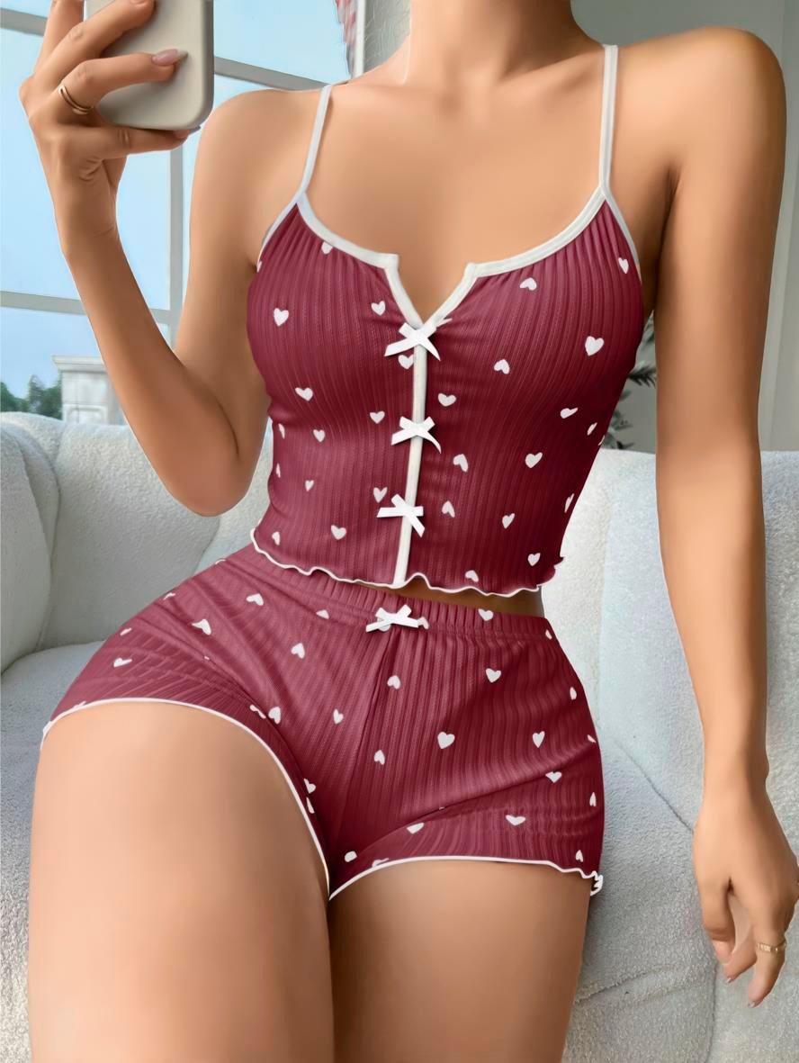Aria's Closet Pamuklu Kahverengi Üstüne Beyaz Kalp Desen Fitilli Askılı Şortlu Pijama Takımı Kahverengi S/M