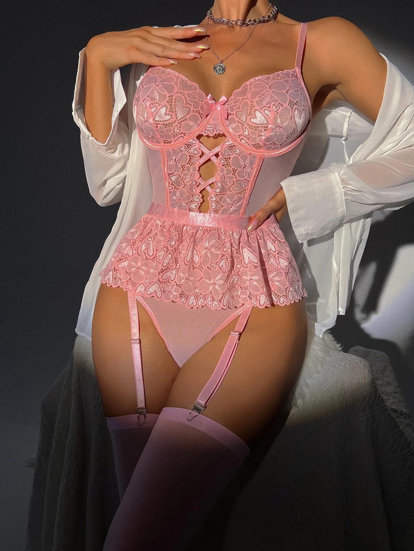 Aria's Closet Pembe Dantel İşlemeli Kalp Desenli Fantezi Jartiyer Takımı