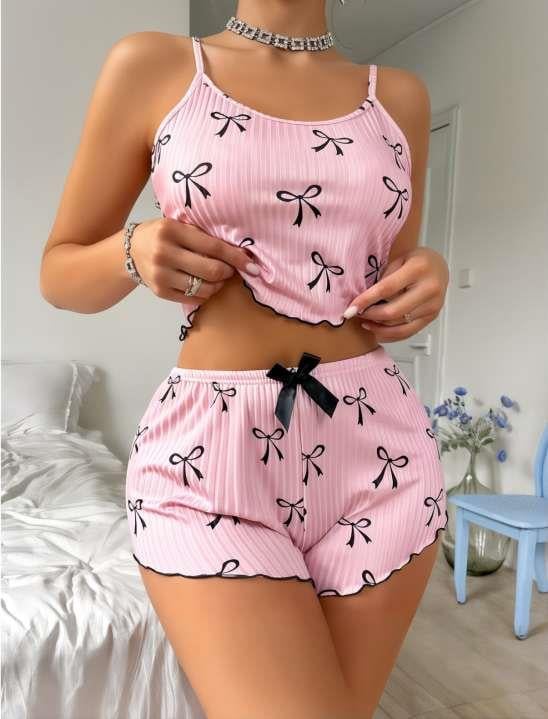 Aria's Closet Pembe Üstüne Siyah Kurdela Desenli Askılı Şortlu Pijama Takımı
