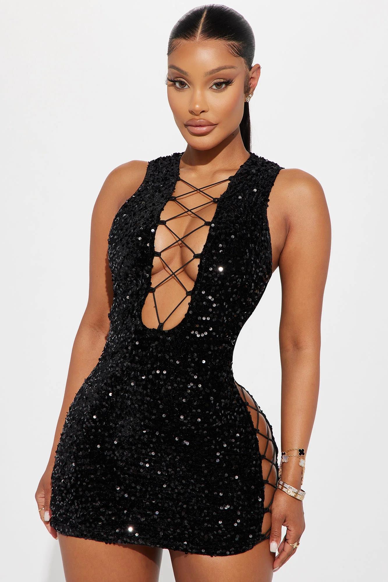 Aria's Closet Pullu Transparan Detaylı Göğüs Dekolteli Mini Fantezi Elbise Siyah S