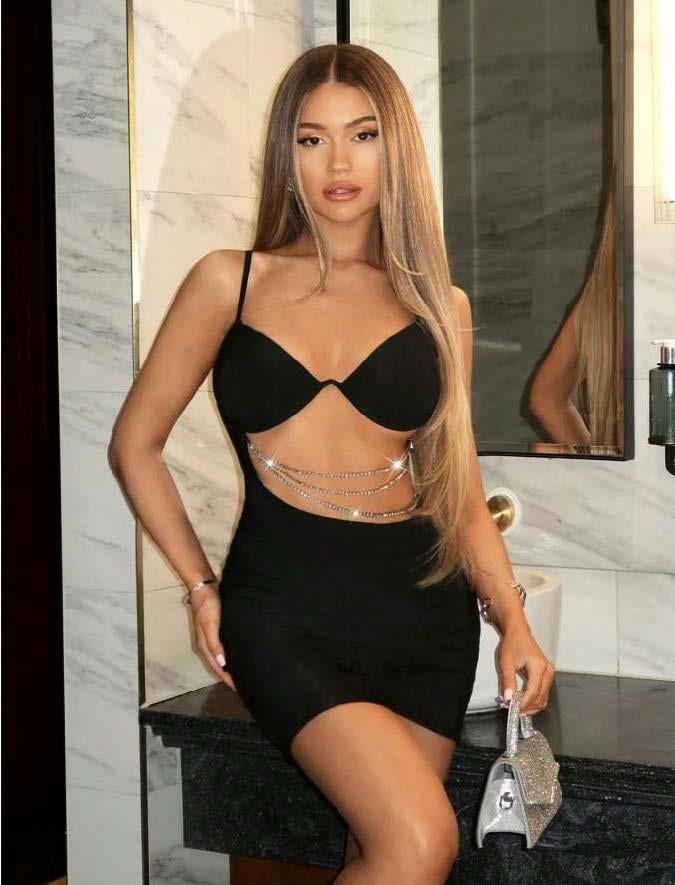 Aria's Closet Zincir Detaylı Göğüs Dekolteli Siyah Mini Club Elbisesi