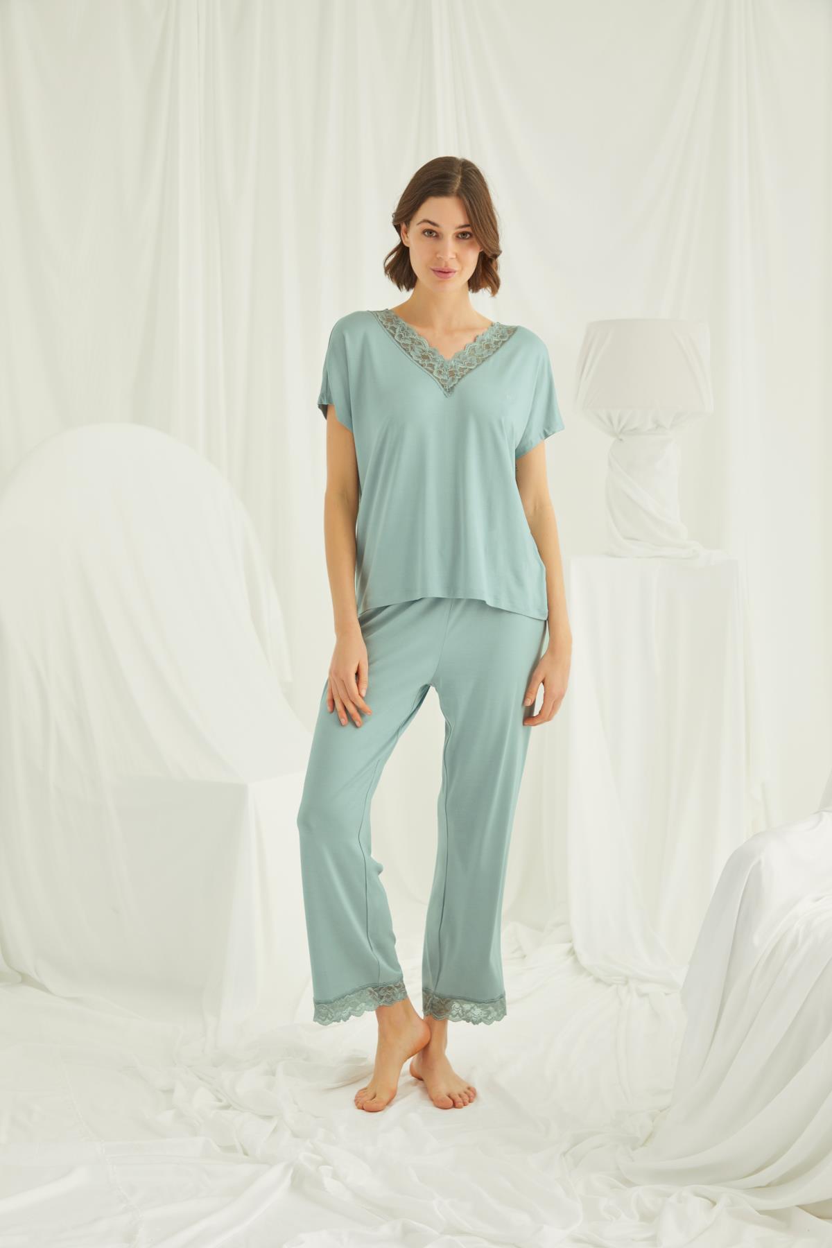 Kısa Kollu V Yakalı Dantelli Pijama Takımı AÇIK YEŞİL L